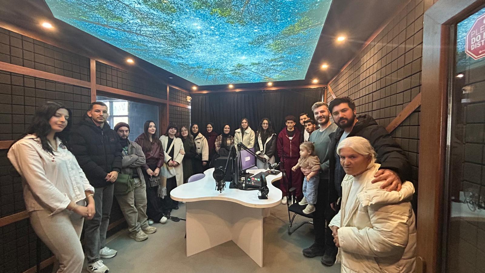 Bayburt Üniversitesi Öğrencileri Üni FM’i Ziyaret Etti