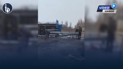 Vauk Geçidi’nde Kontrolden Çıkan Tır Devrildi!