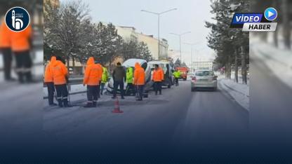 Bayburt’ta Buzlanma Kazaya Neden Oldu: Araç Ters Döndü!