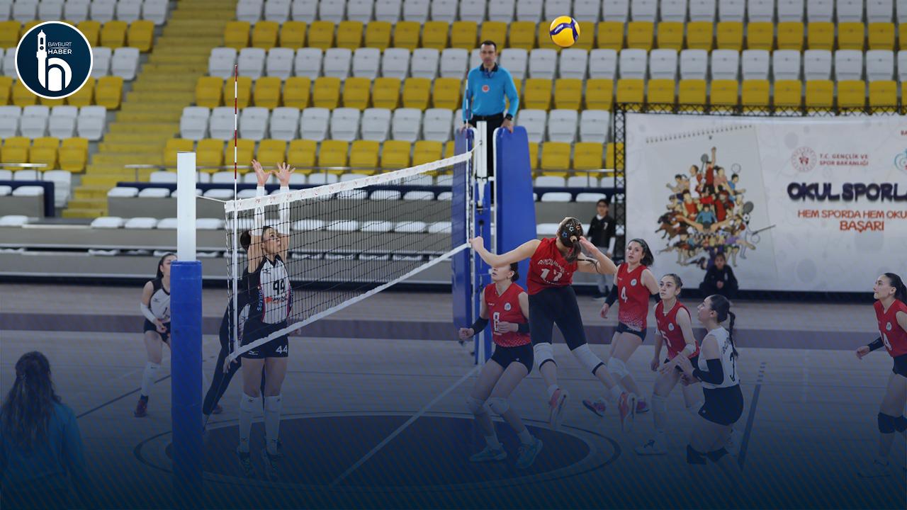 Bayburt’ta Kadın Voleybol Takımı Kritik Haftada Rize’yi Konuk Edecek