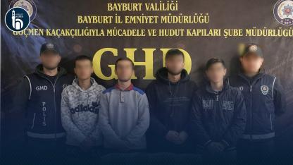 Göçmen Kaçakçılığı Operasyonunda 8 Düzensiz Göçmen Yakalandı