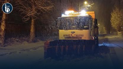 Bayburt Belediyesi’nden Kar Temizleme Çalışması