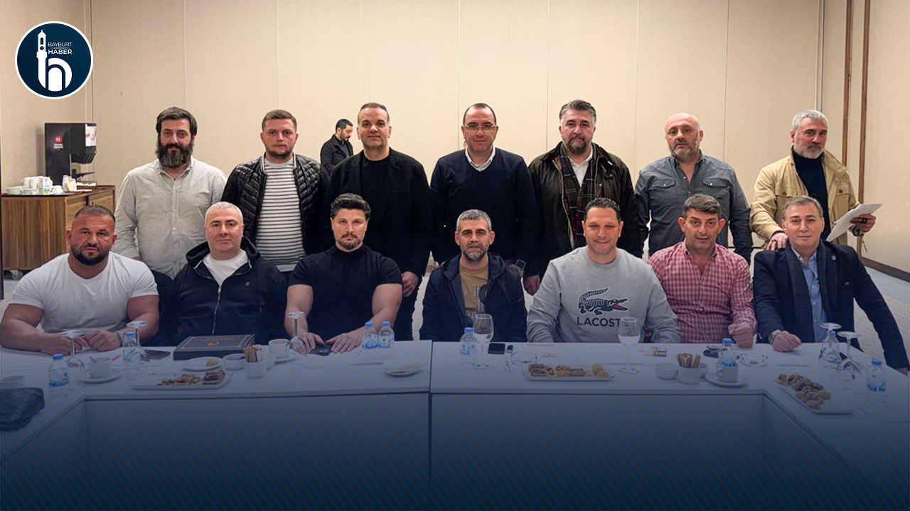 Bayburtspor Yönetimi İstanbul’da Toplandı, Yol Haritası Açıklandı