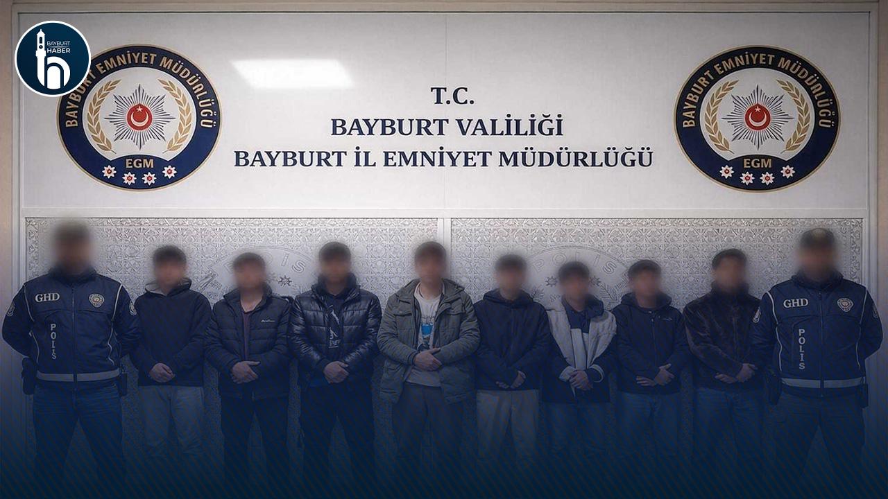Bayburt Emniyeti'nden Operasyon 8 Düzensiz Göçmen Yakalandı