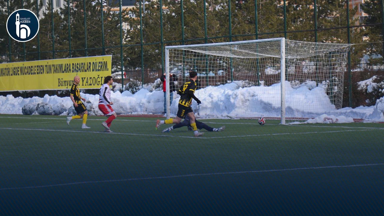 Bayburtspor Sezona 4 Gollü Galibiyetle Başladı