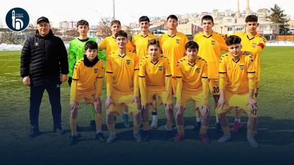 U15 Ligi’nde Kupayı Bayburt Özel İdare Spor Kaldırdı