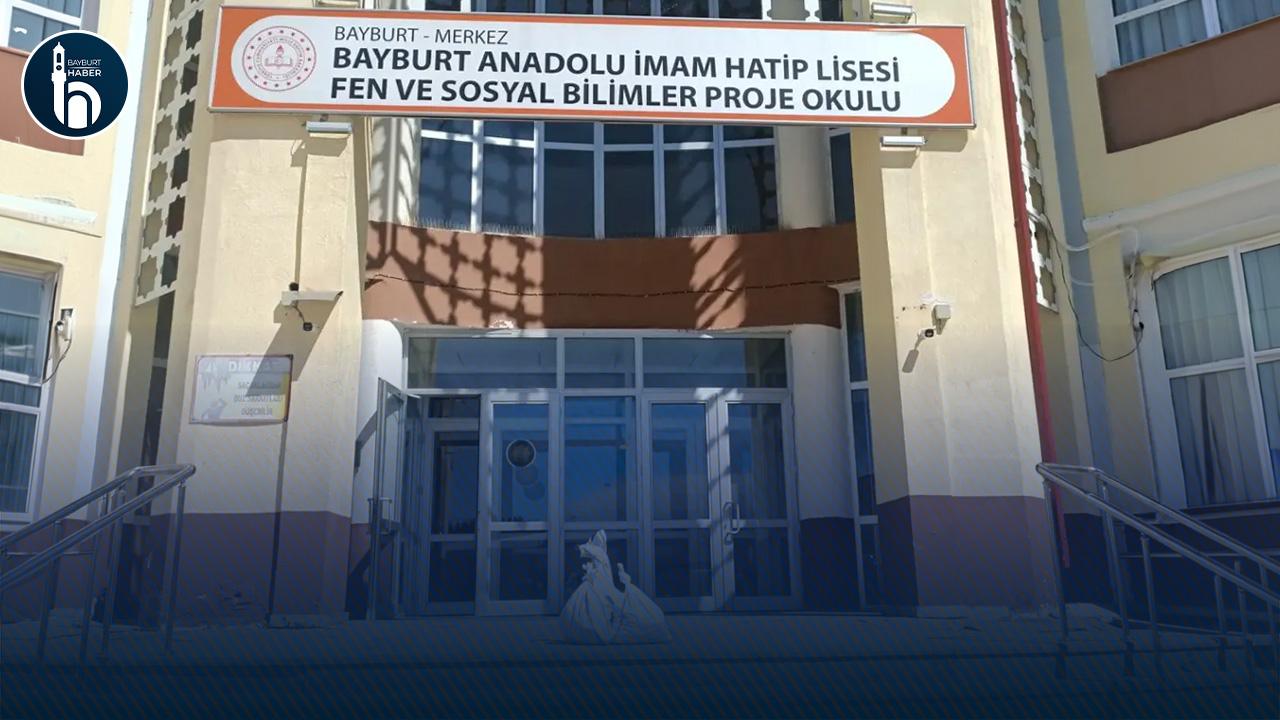 Bayburt İmam Hatip Lisesi’nden Çevre İçin Örnek Proje