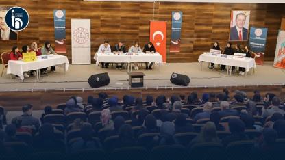 Bayburt'ta Öğrenciler Eğitimin Amacını Münazarada Tartıştı