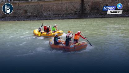Bayburt’ta Üniversiteler Arası Rafting Şampiyonası Başladı