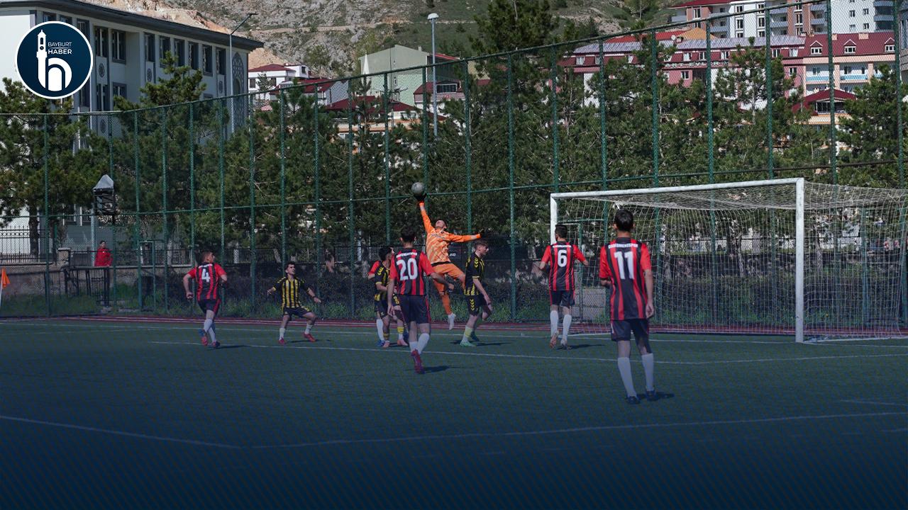 Bayburtspor Namağlup Şampiyon Olarak BAL’a Yükseldi