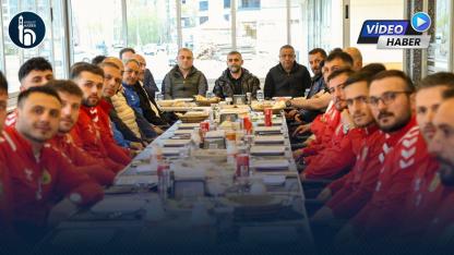 Bayburtspor Şampiyonluk Yemeğinde Bir Araya Geldi