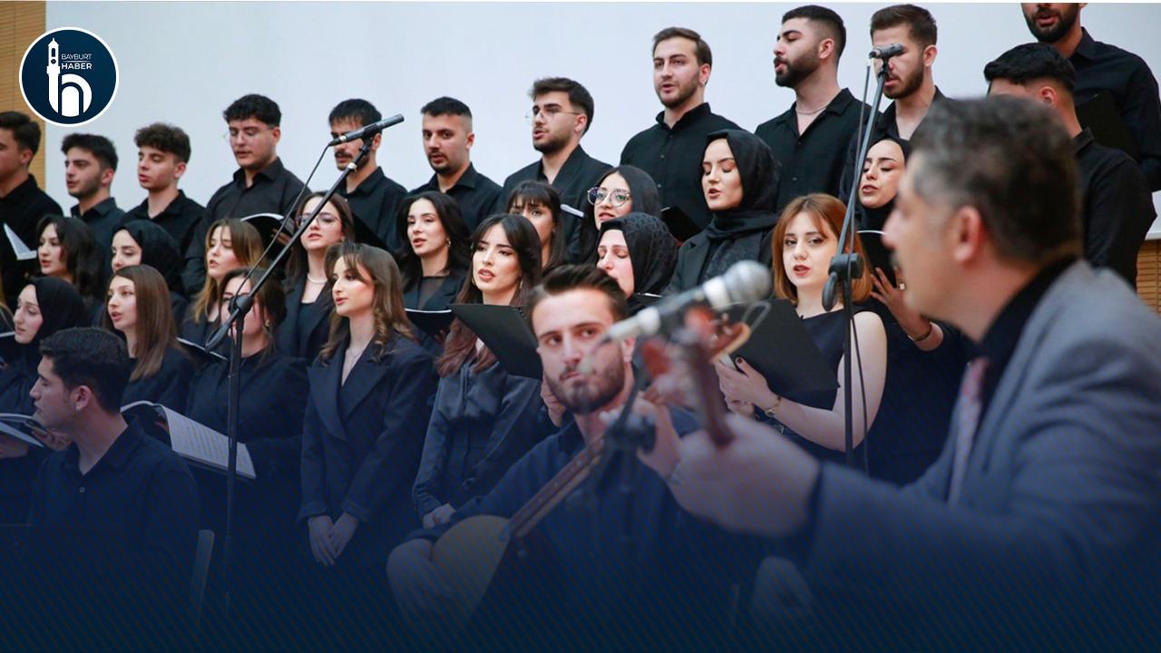 Türk Halk Müziği Konseri Sanatseverlerle Buluştu