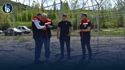 Eko Köy 2 Projesi'nde Sera Kurulumları Sürüyor
