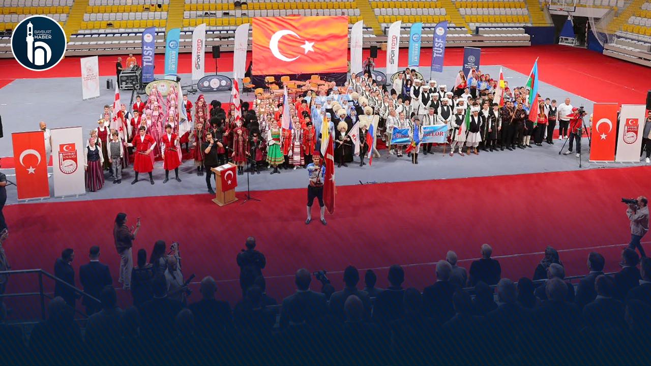 11 Ülkeden Ekipler Dede Korkut Şölenlerinde Sahne Aldı